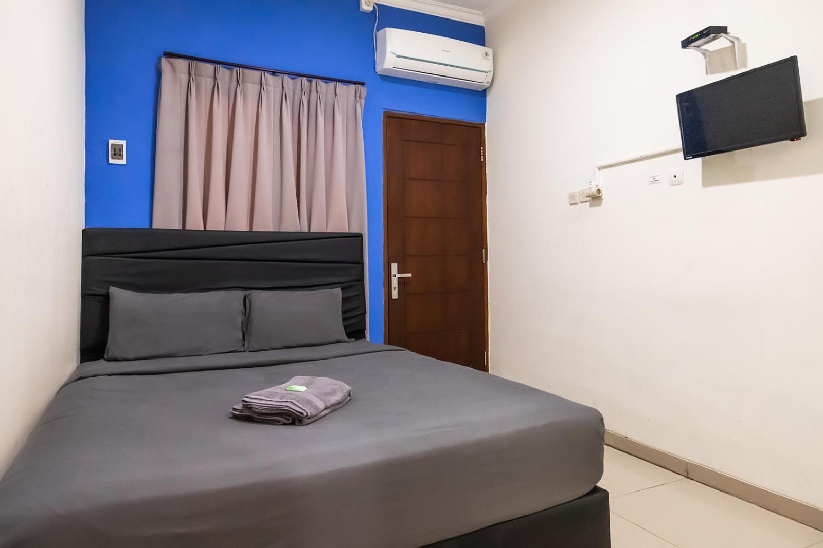 Wisma tamu Twospaces Living At Panorama Eco Stay, Batu *